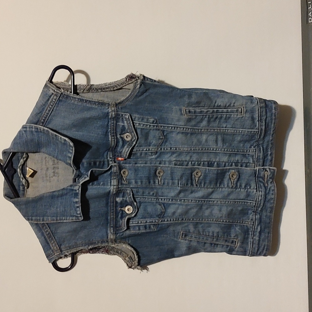 Levi’s denim vest
